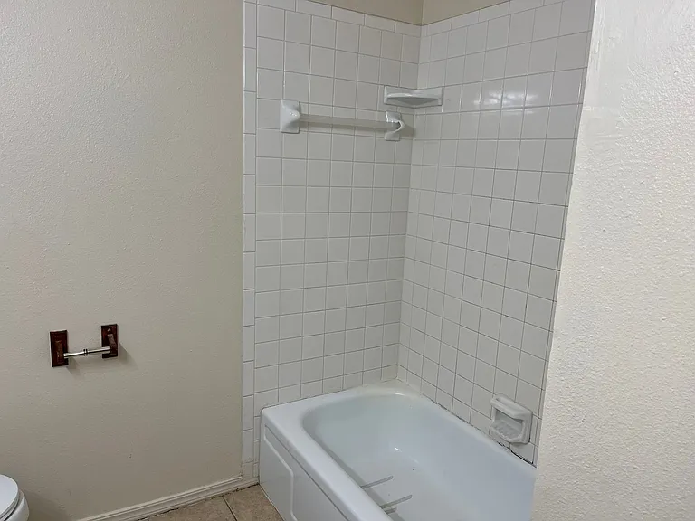 617 S Hancock St — Photo 6