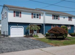 50 Vineland Ave, Rumford, RI 02916