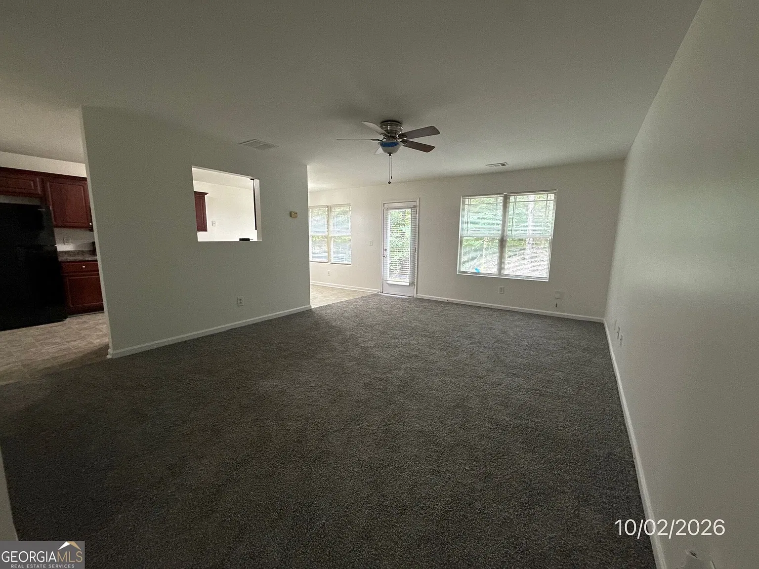 3 bed, 2.5 bath, 1704 sqft, $1,750 — Photo 3