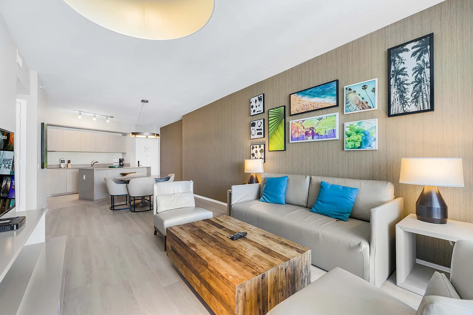 1 bed, 1.0 bath, 839 sqft, $3,161 — Photo 1