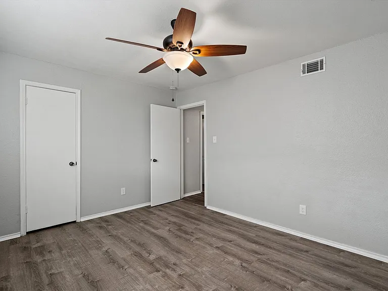 9901 Willers Way — Photo 19