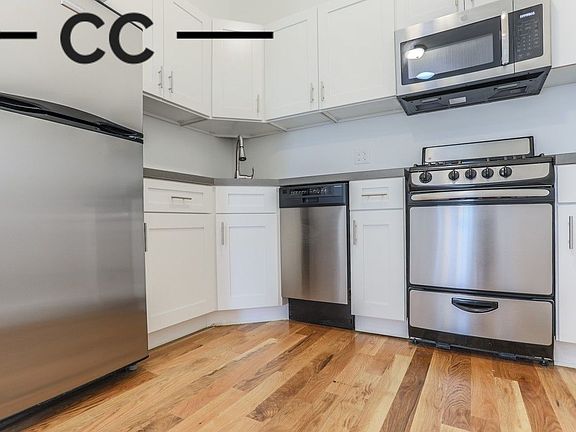 2nd image of 297 Wyckoff Ave #3B