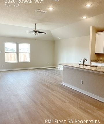 5th image of 2020 Roan St