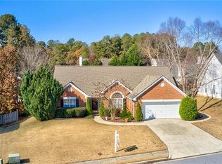 2647 Links Overlook Dr, Dacula, GA 30019