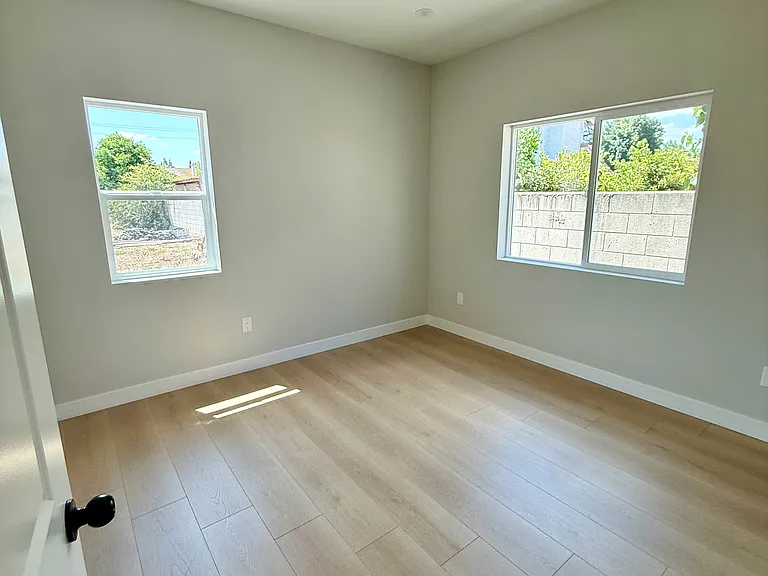 3442 Vineland Ave #A — Photo 9