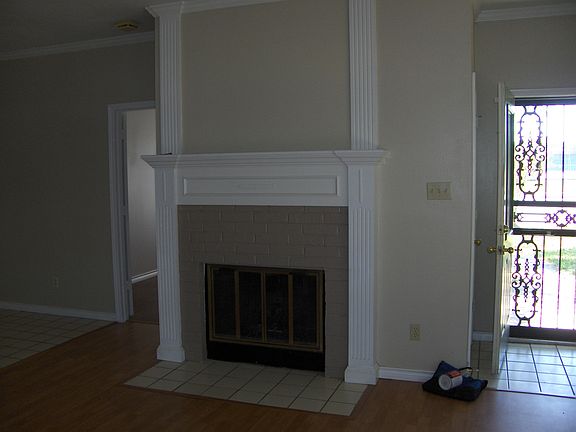 3rd image of 217 E Windsor Dr