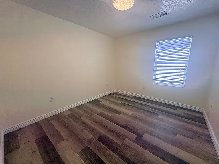 8413 Gutierrez Rd NE #B — Photo 9
