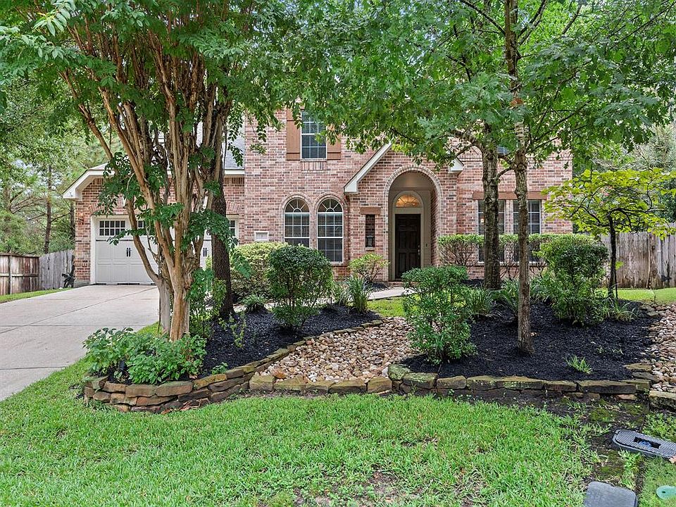 3 Pascale Creek Place