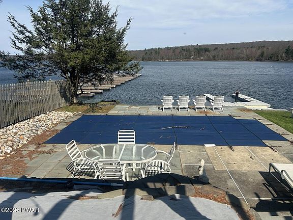 4th image of 114 Shore Rd