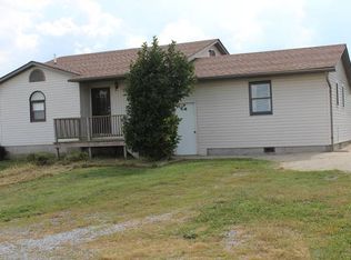 22513 N Dahlgren Rd, Belle Rive, IL 62810