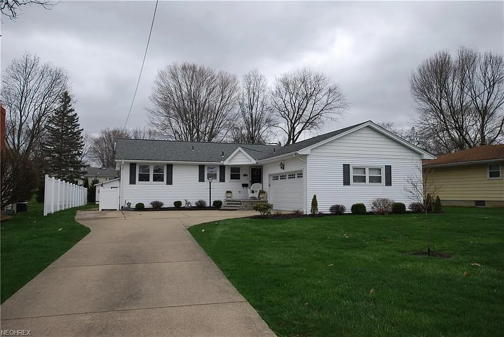 6357 Apache Ln photo 1