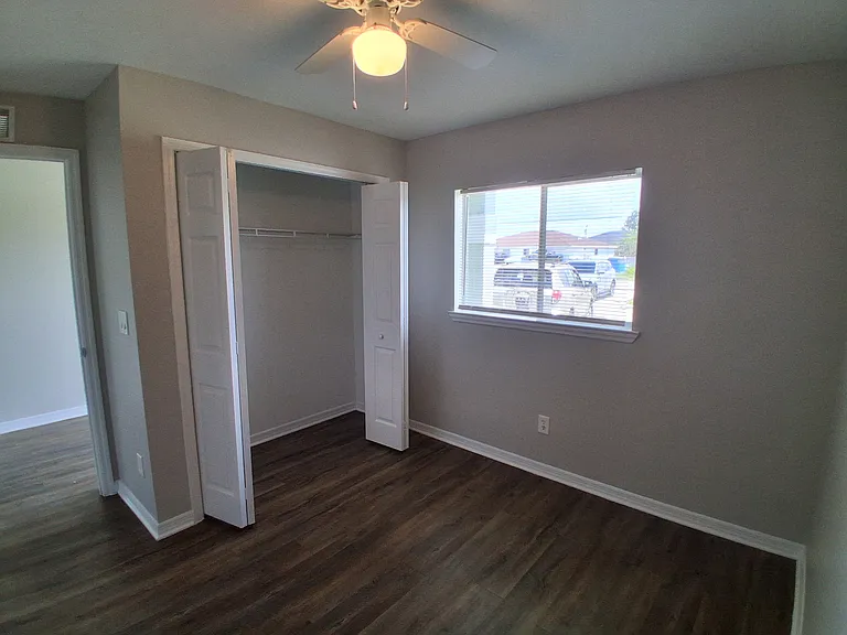 813 Alabama Rd S — Photo 13