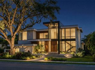 5002 W Poe Ave, Tampa, FL 33629