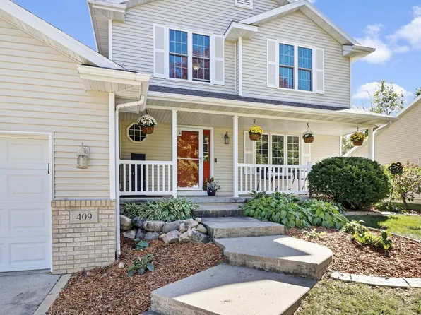 409 Old Indian Trail, Deforest, WI 53532