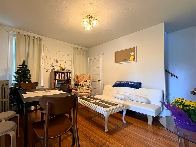 82 Academy Hill Rd — Photo 3