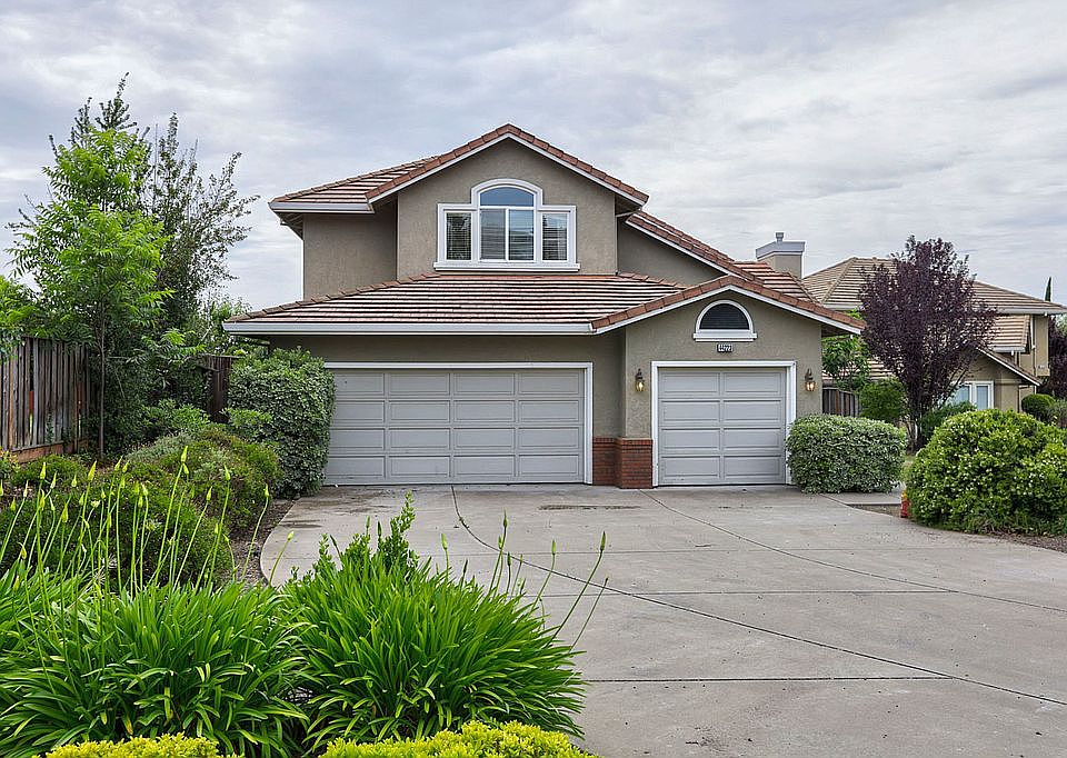 1st image of 44223 Lupine Pl