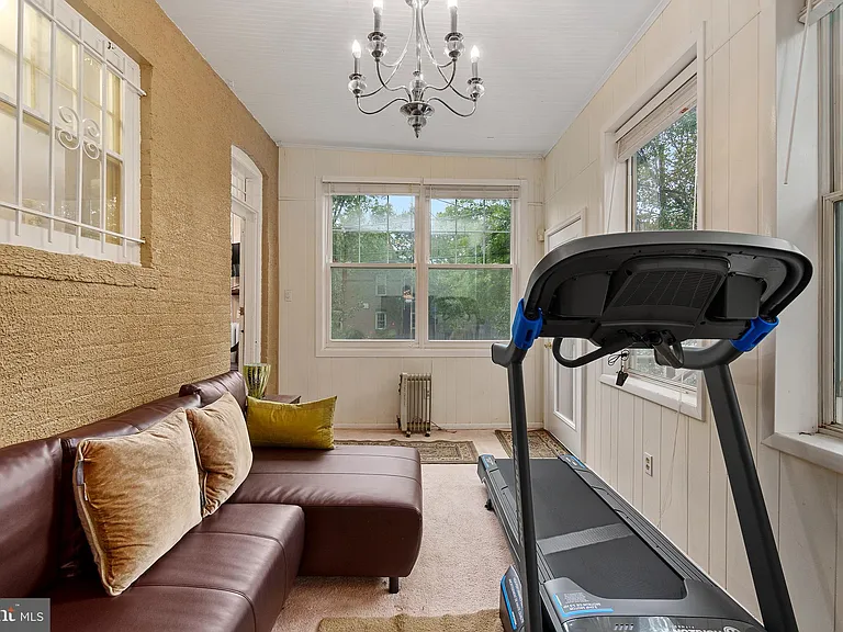 1501 Crittenden St NW — Photo 13