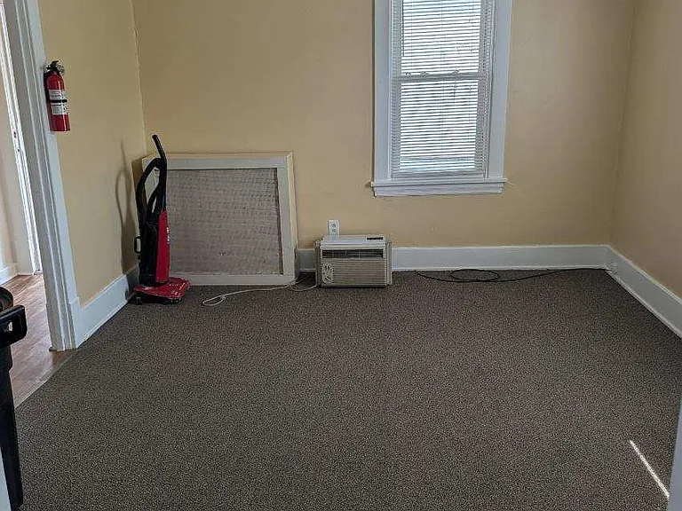 918R Vickroy Ave #2 — Photo 7