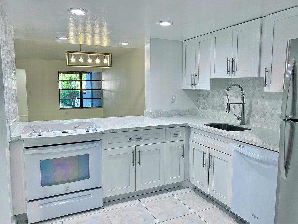Open Kitchen
