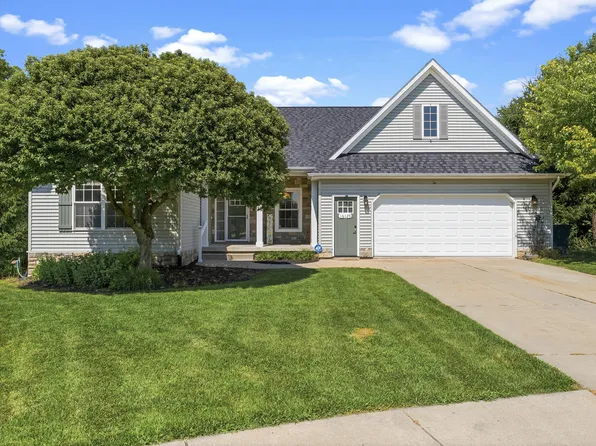 16129 Brookside Ct, Linden, MI 48451