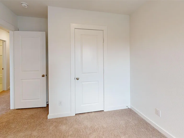 2916 Elle Dr — Photo 36