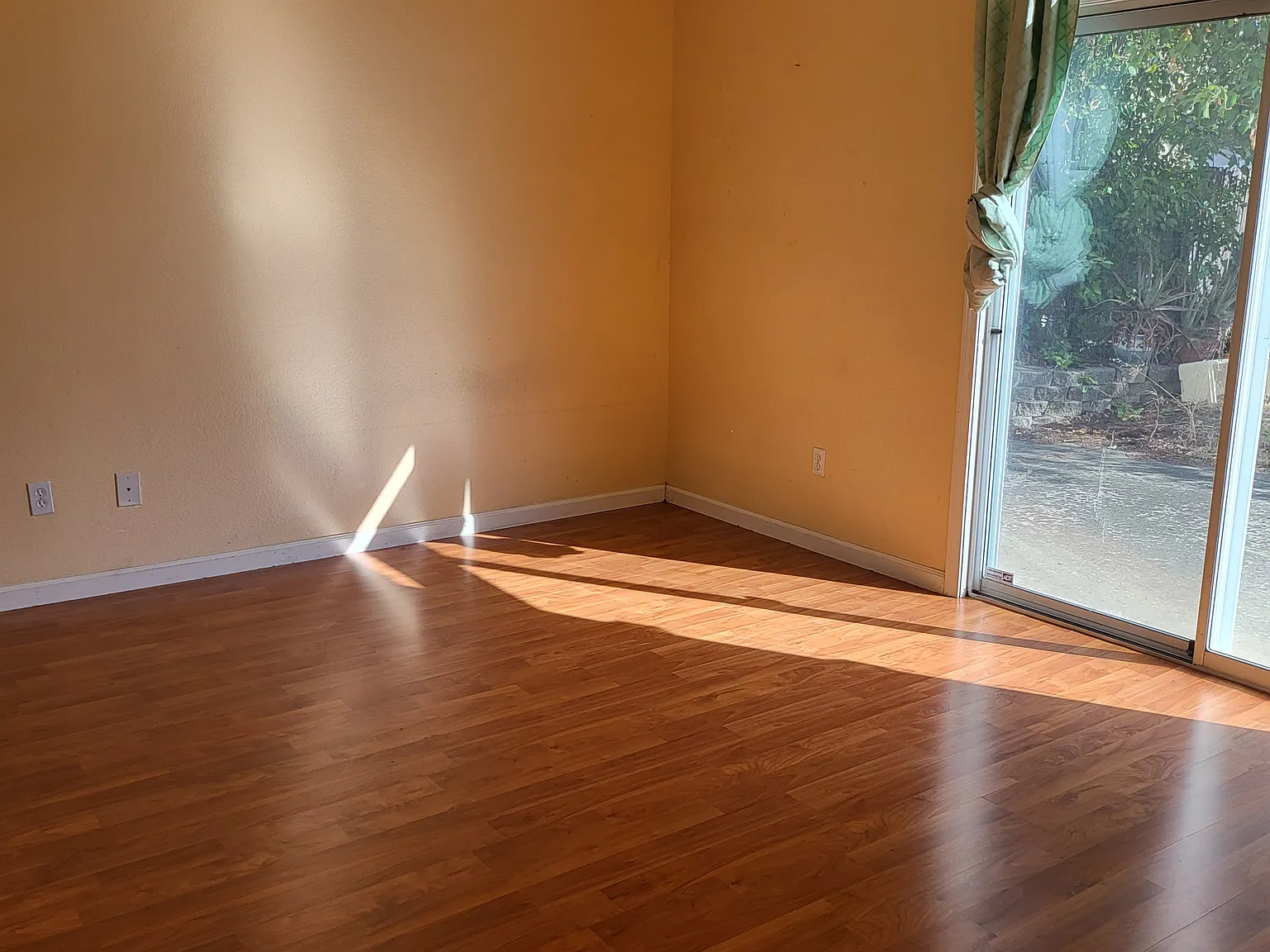 Neyland Ct, Sacramento — Photo 4