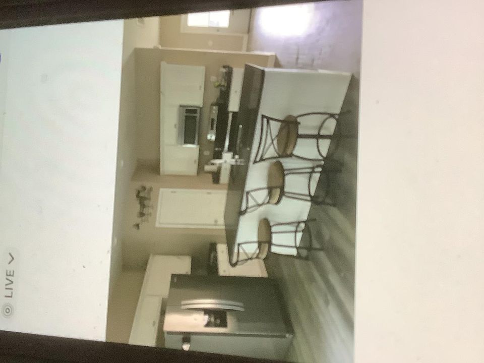 2nd image of 3808 Chesterfield Ln #3808