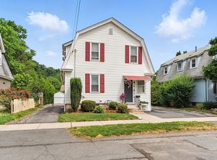 40 Field St, West Springfield, MA 01089