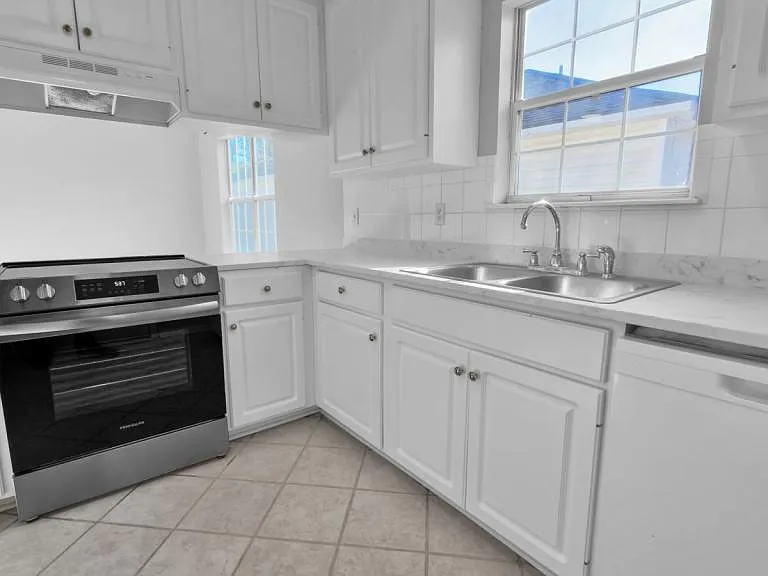 3713 Mulligan Rd — Photo 9