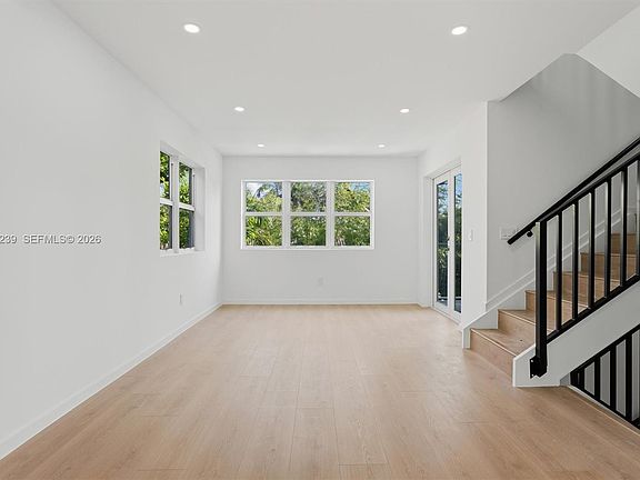 3rd image of 824 SE 12th Ct #840