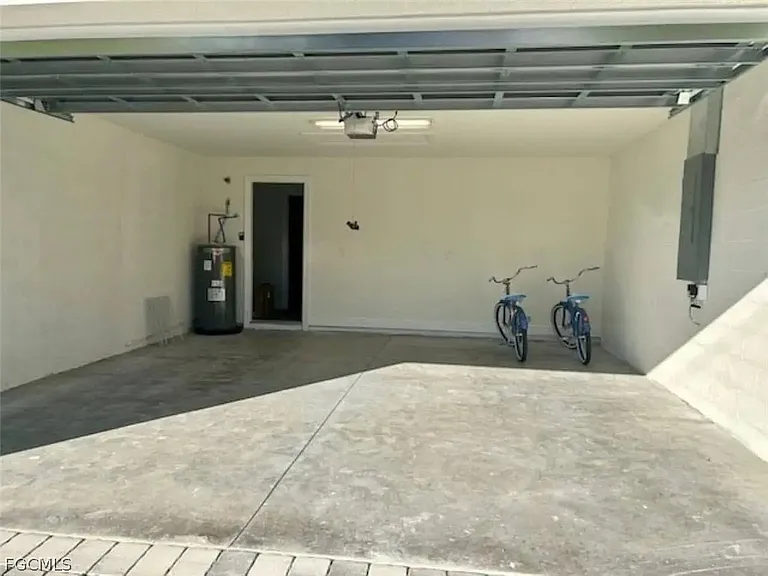 1618 NW 5th Pl — Photo 16