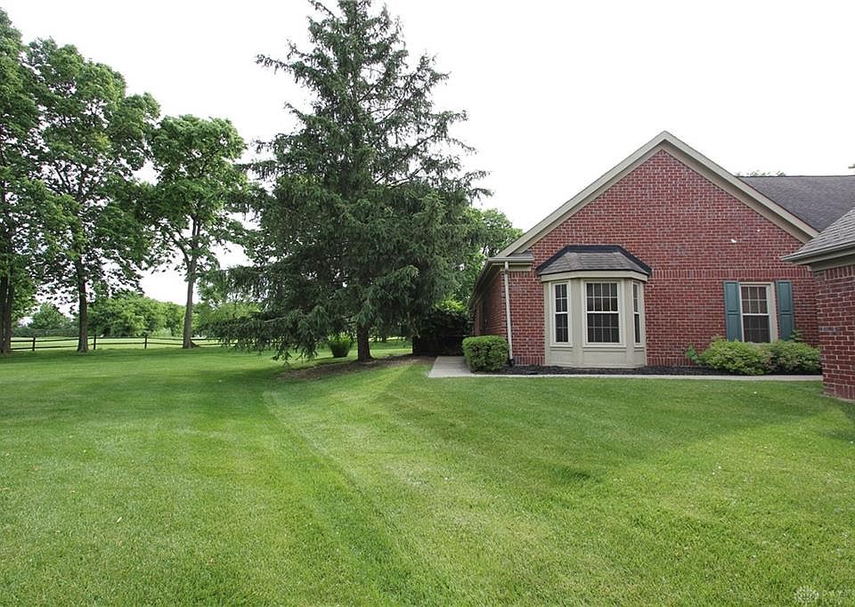 1st image of 151 Village Trail Dr