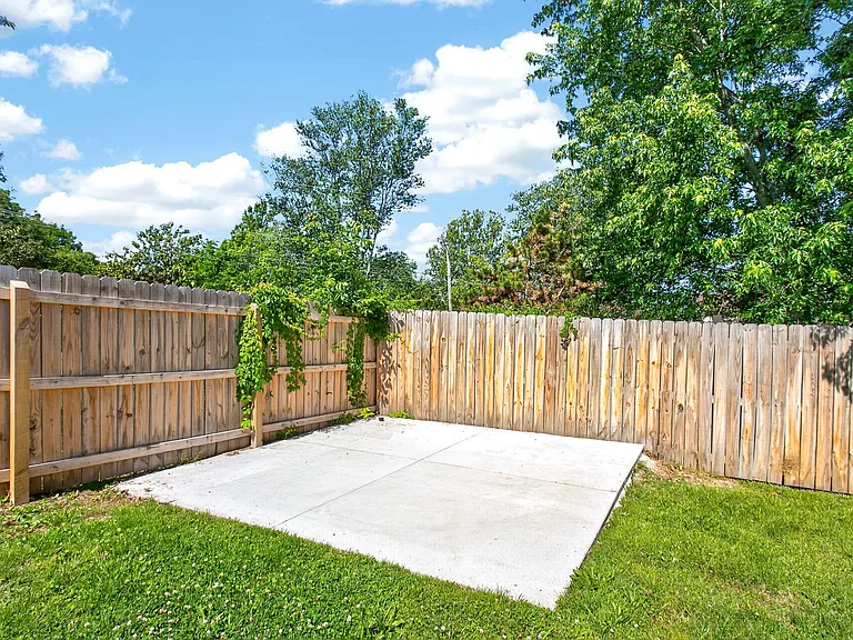 3153 Towne Village Rd — Photo 34
