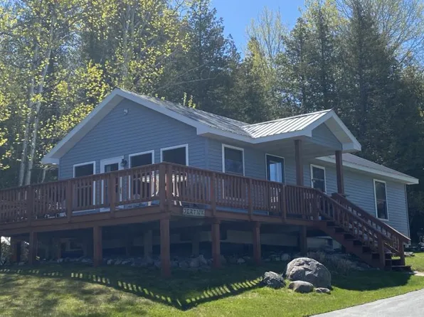 32198 S Cove Row, Drummond Island, MI 49726