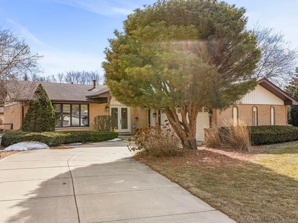 12311 W Forest View Dr, Orland Park, IL 60467