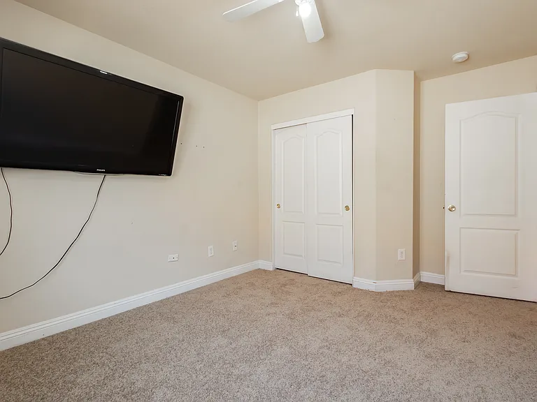 6704 Arctic Breeze St — Photo 22