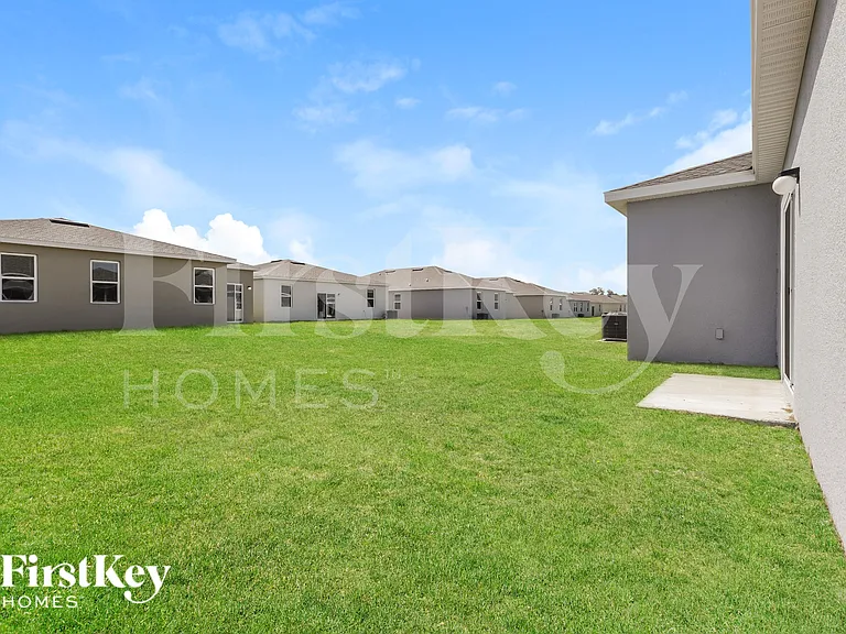 543 Crown Rose Dr — Photo 15