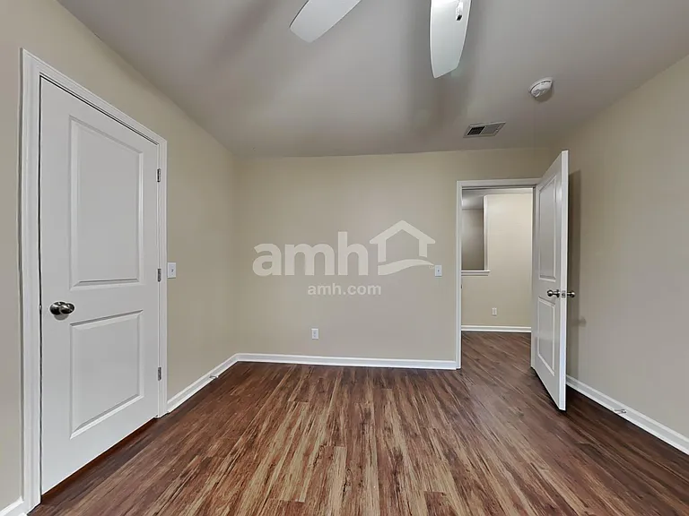 498 Stonebridge Cir — Photo 20