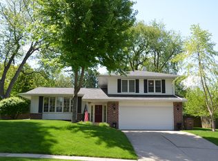 2020 Woodland Ave, West Des Moines, IA 50265