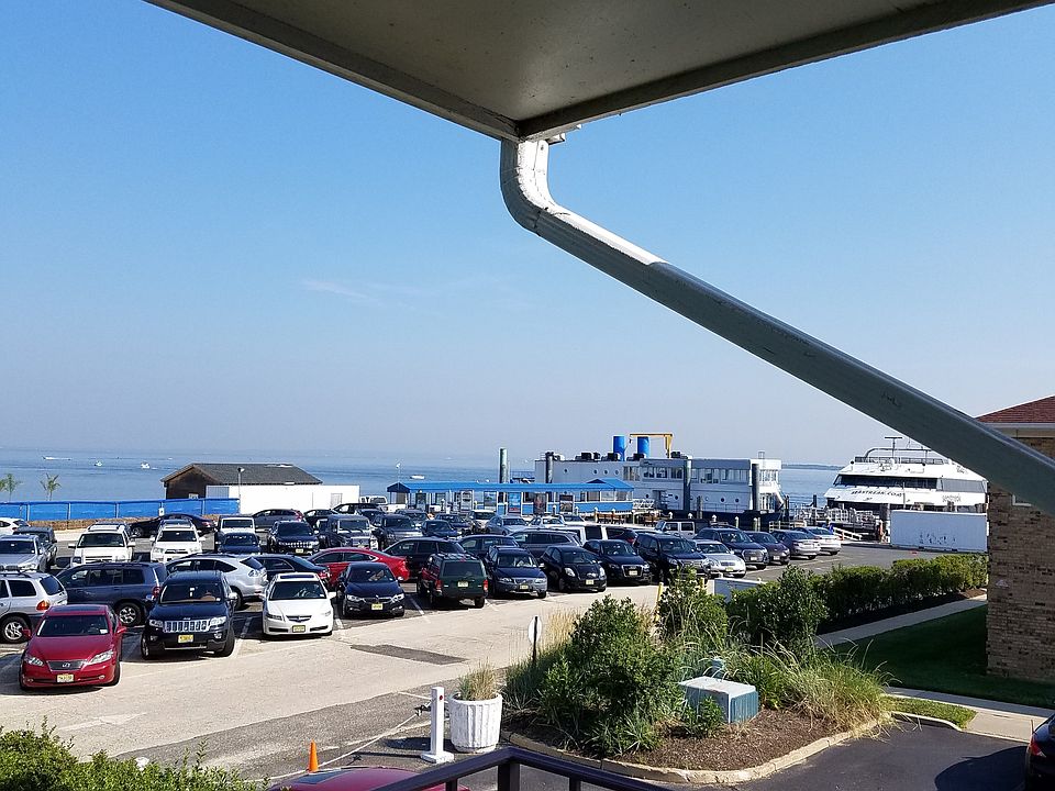 deck view on the verezzano