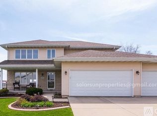 3107 Collingwood Dr, Sun Prairie, WI 53590