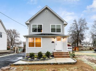58 2nd St, Pequannock, NJ 07440