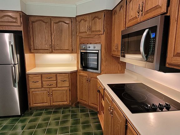 5th image of 353 Towne Hill Rd #A