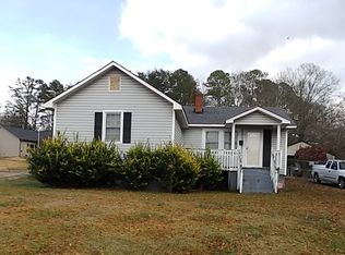 15 Henderson St, Inman, SC 29349