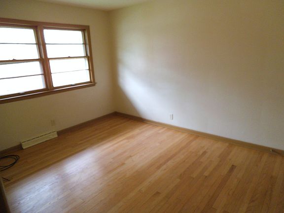 5th image of 2717 Canterbury Ln