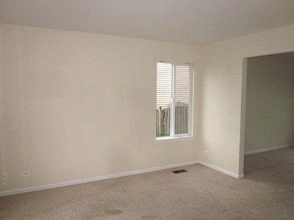 4th image of 2118 Kathleen Cir