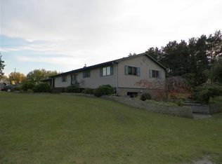 10877 Bonnett Rd, Levering, MI 49755