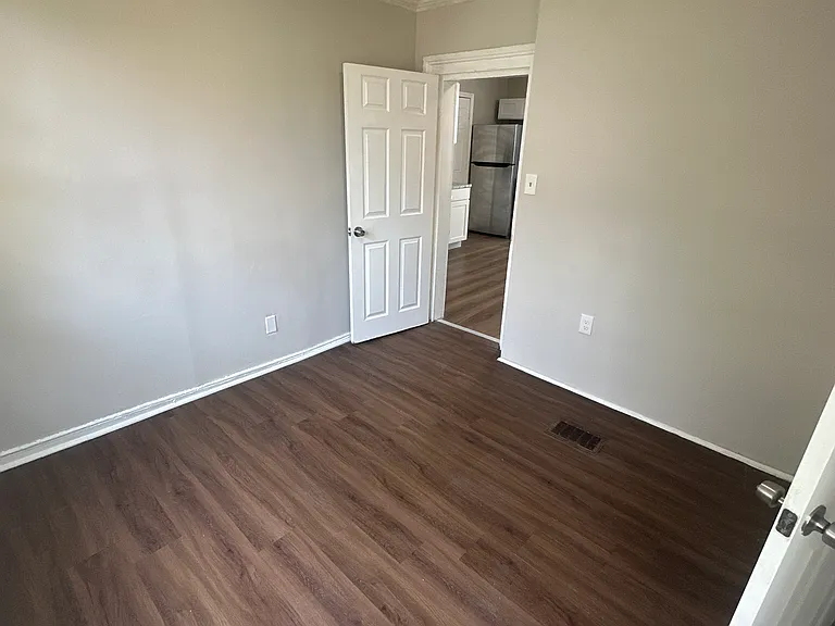 44 Liberty St #1 — Photo 9