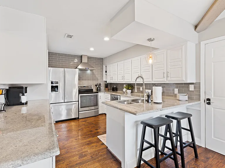 3208 Bonniebrook Dr — Photo 6