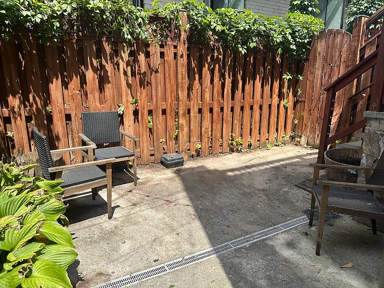 1245 Kenyon St NW #1 — Photo 15
